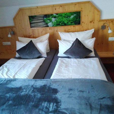 Hotel Wilder Mann Feuchtwangen Exterior photo
