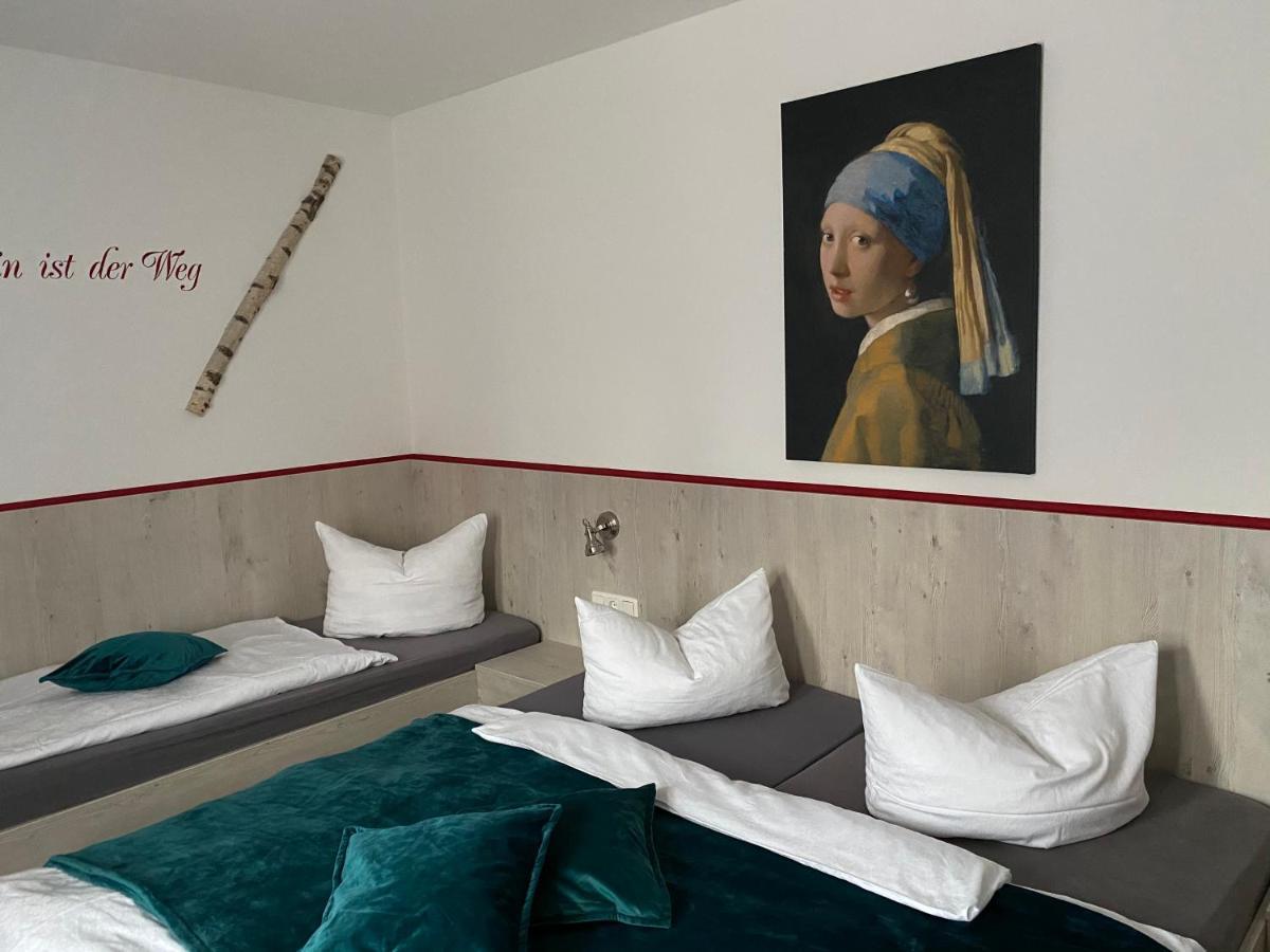 Hotel Wilder Mann Feuchtwangen Exterior photo